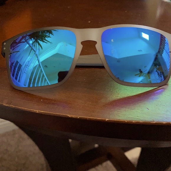 Oakley sunglasses